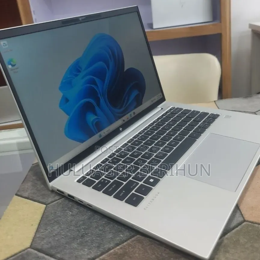 New Laptop HP EliteBook 840 G9 16GB Intel Core i7 SSD 512GB