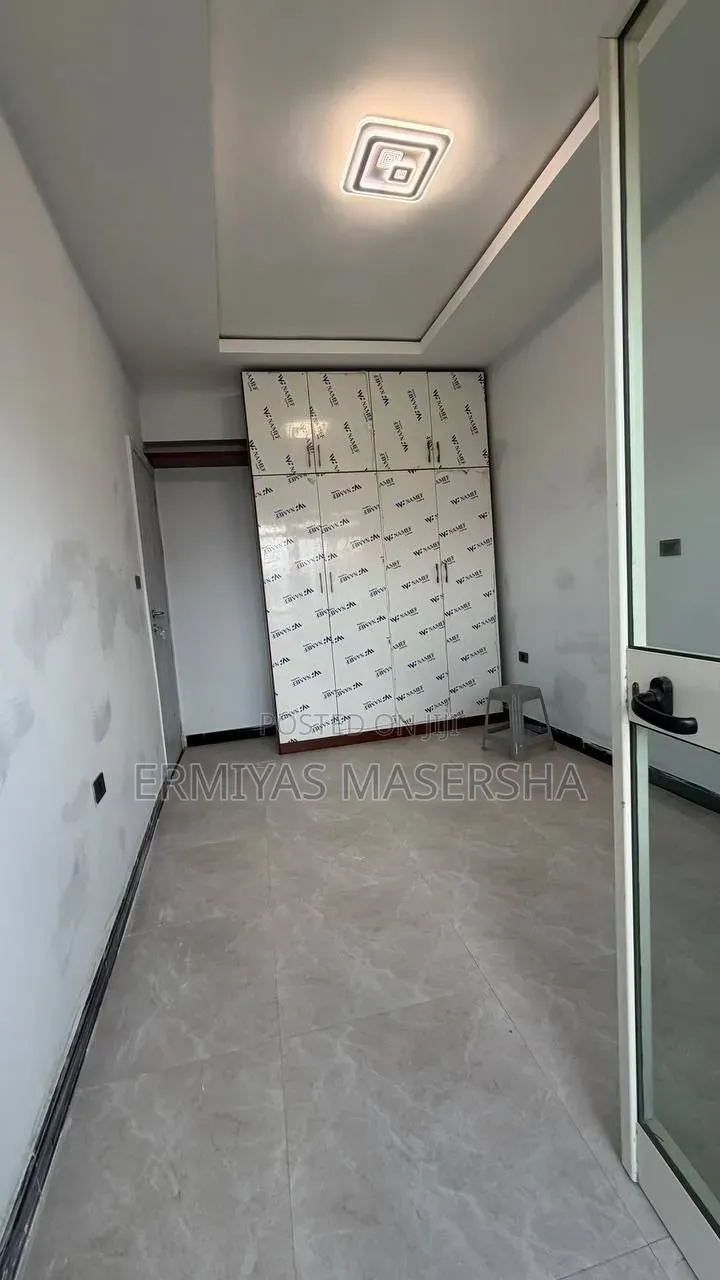 Furnished 2bdrm Condo in Yeka for sale