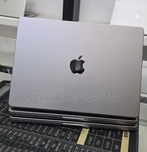 New Laptop Apple MacBook Pro 2021 M1 32GB Apple M1 Pro SSD 512GB