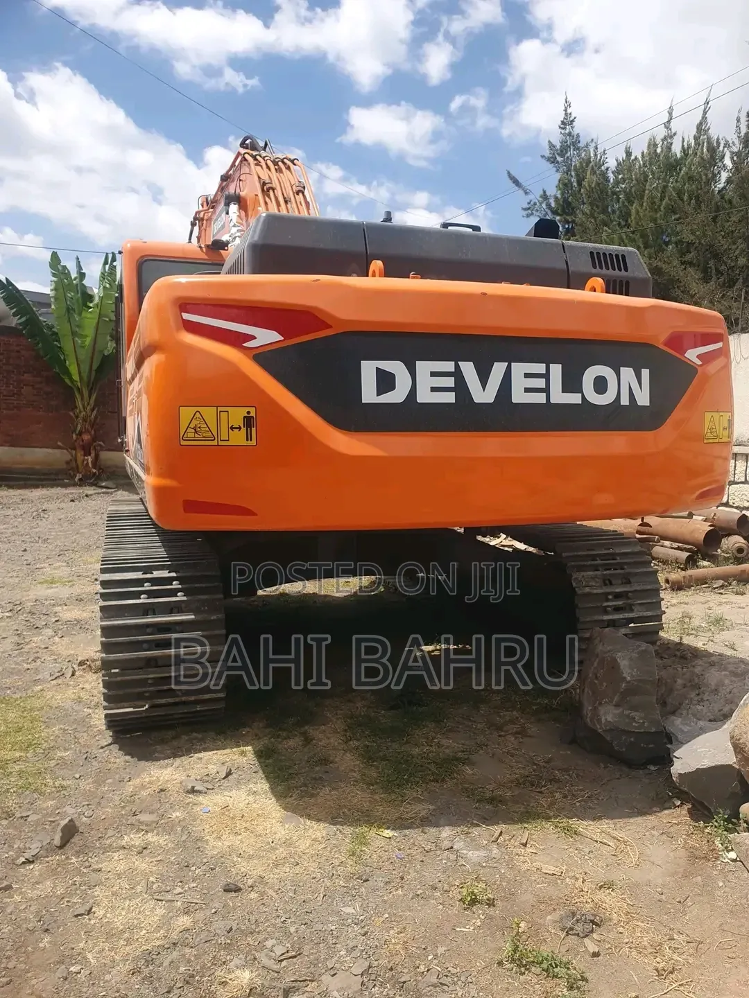 Develon 50cash/50bank