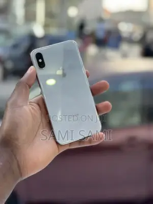 Apple iPhone XS 64 GB White