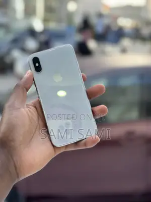 Apple iPhone XS 64 GB White