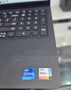 New Laptop Dell Inspiron 15 16GB Intel Core i7 SSD 512GB
