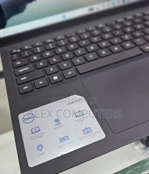 New Laptop Dell Inspiron 15 16GB Intel Core i7 SSD 512GB