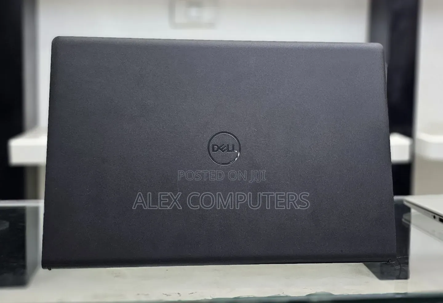New Laptop Dell Inspiron 15 16GB Intel Core i7 SSD 512GB
