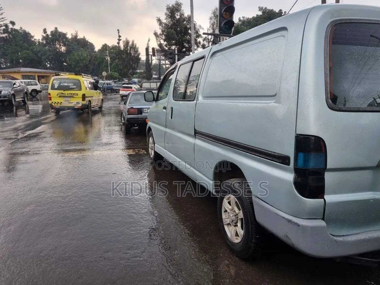 Toyota HiAce 1998 Green