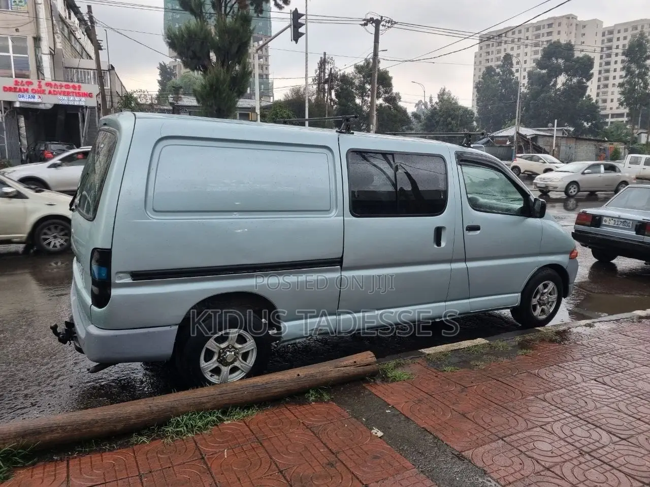 Toyota HiAce 1998 Green