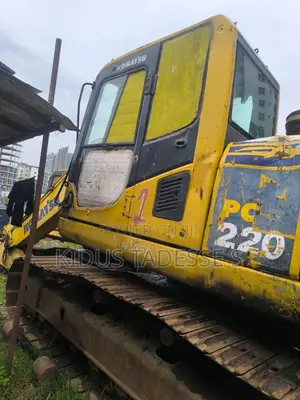 Komatsu Excavator – 2013
