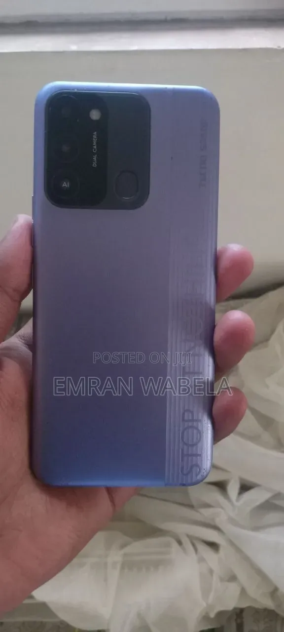 Tecno Spark 8C 64 GB Blue
