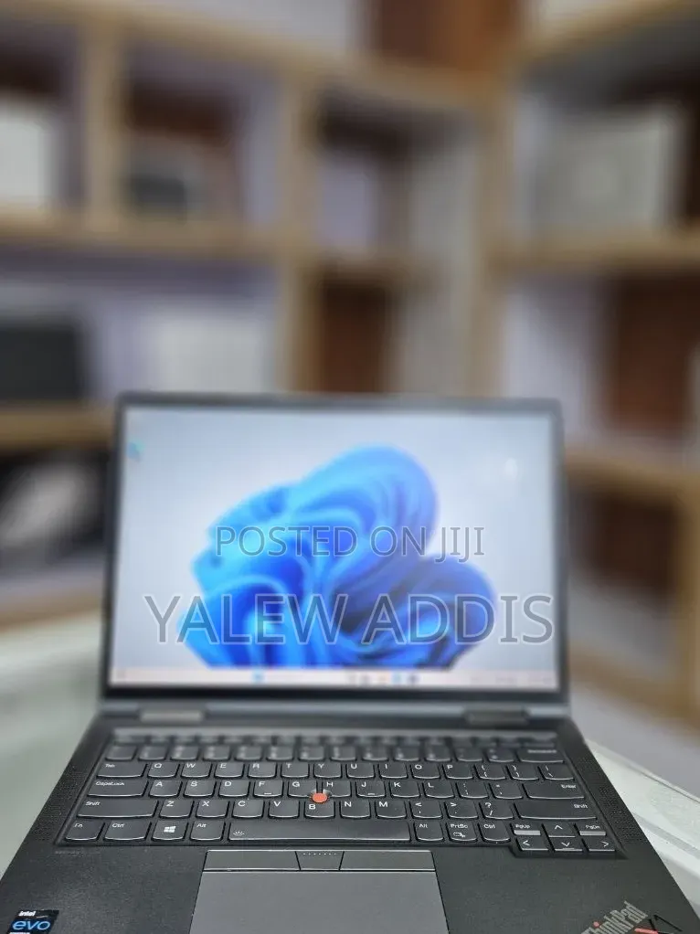 New Laptop Lenovo ThinkPad X1 Yoga 16GB Intel Core i7 SSD 512GB