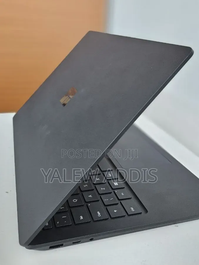 New Laptop Microsoft Surface Laptop 4 16GB Intel Core i7 SSD 1T