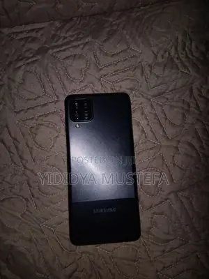Samsung Galaxy A12 32 GB Black