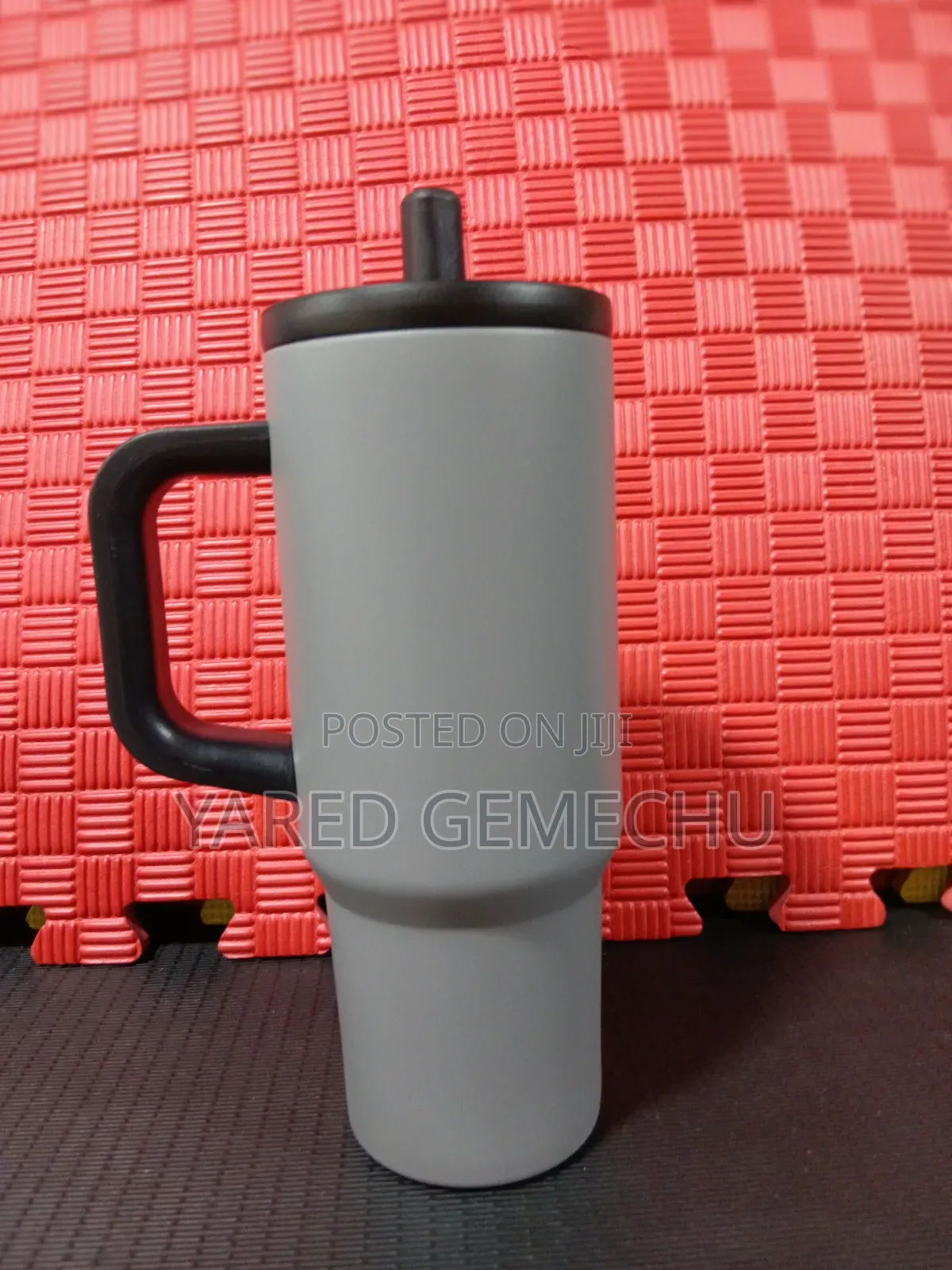 የዉሃ ኮዳ(Stanley Water Bottle)