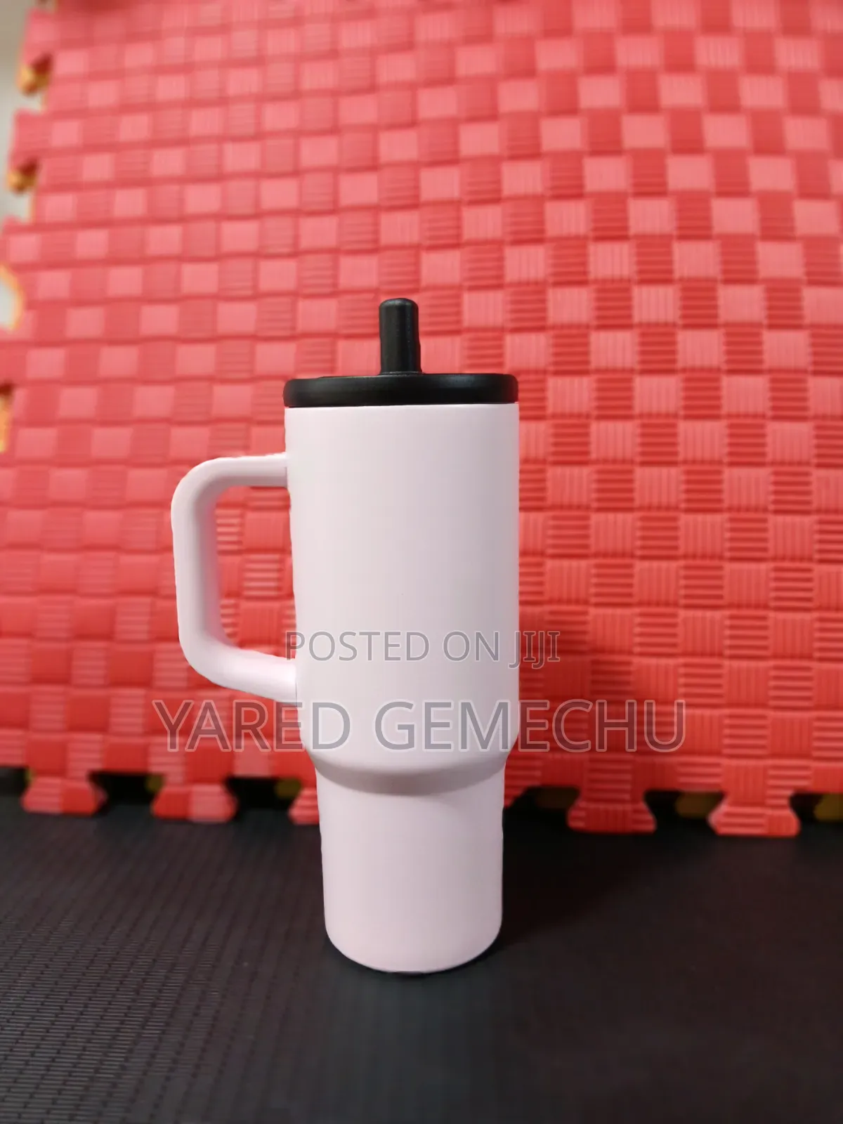 የዉሃ ኮዳ(Stanley Water Bottle)