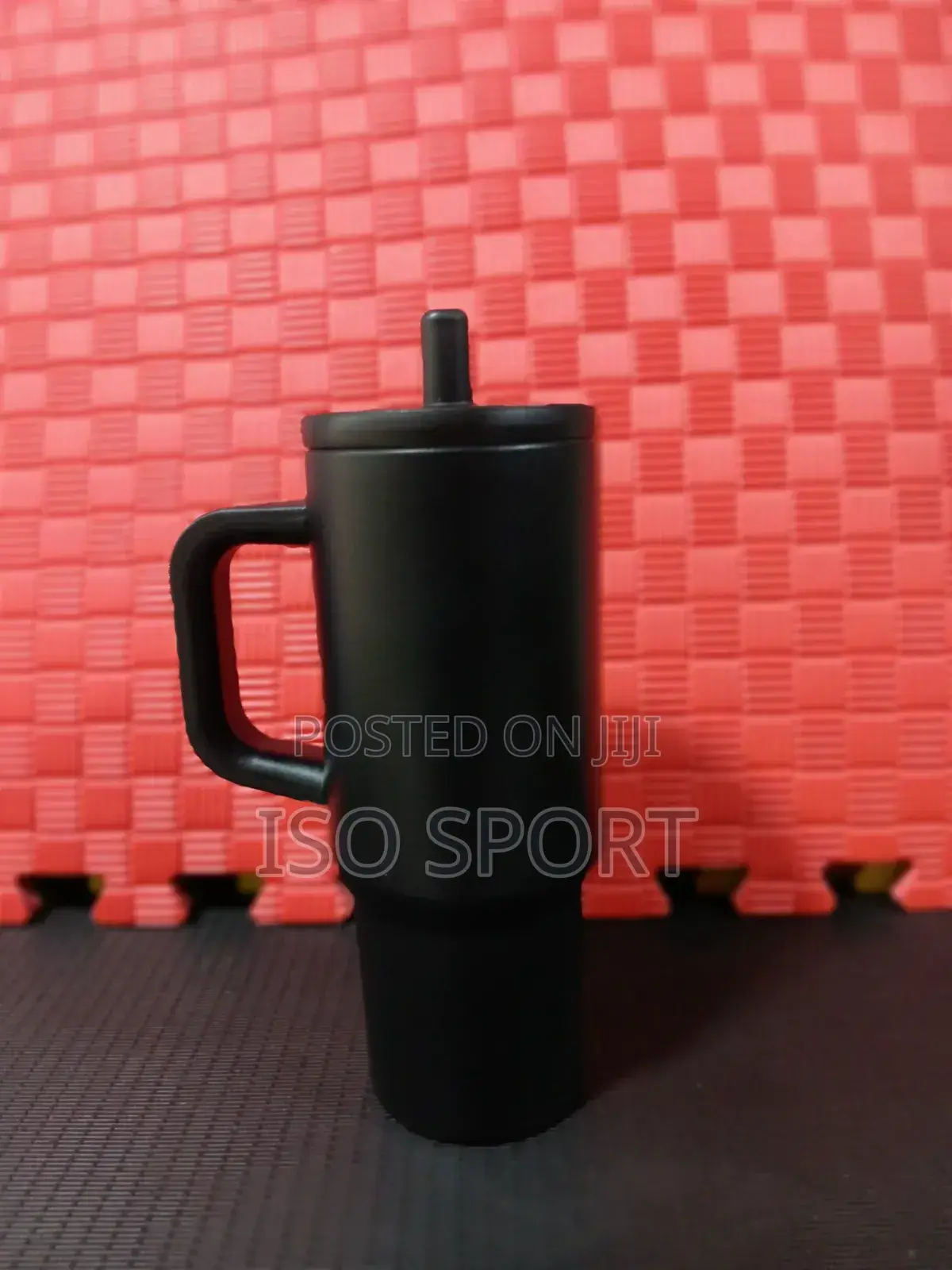 የዉሃ ኮዳ(Stanley Water Bottle)