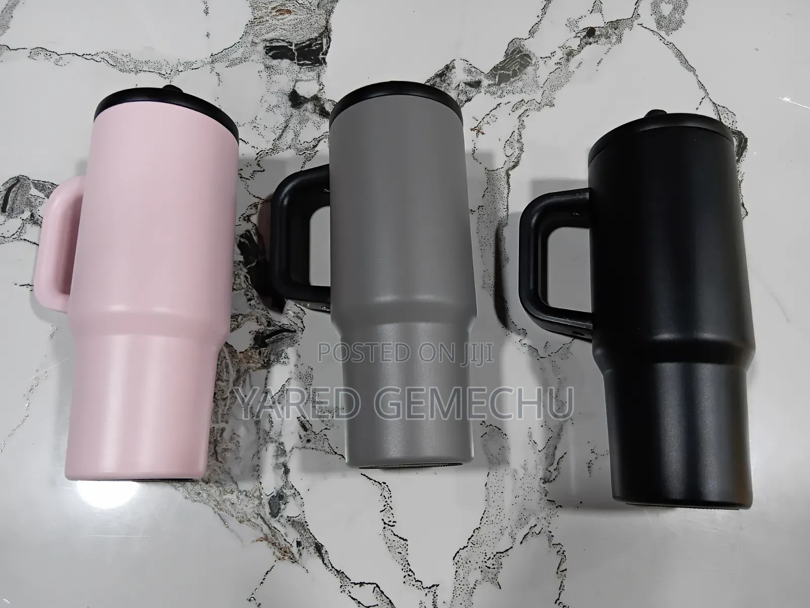 የዉሃ ኮዳ(Stanley Water Bottle)