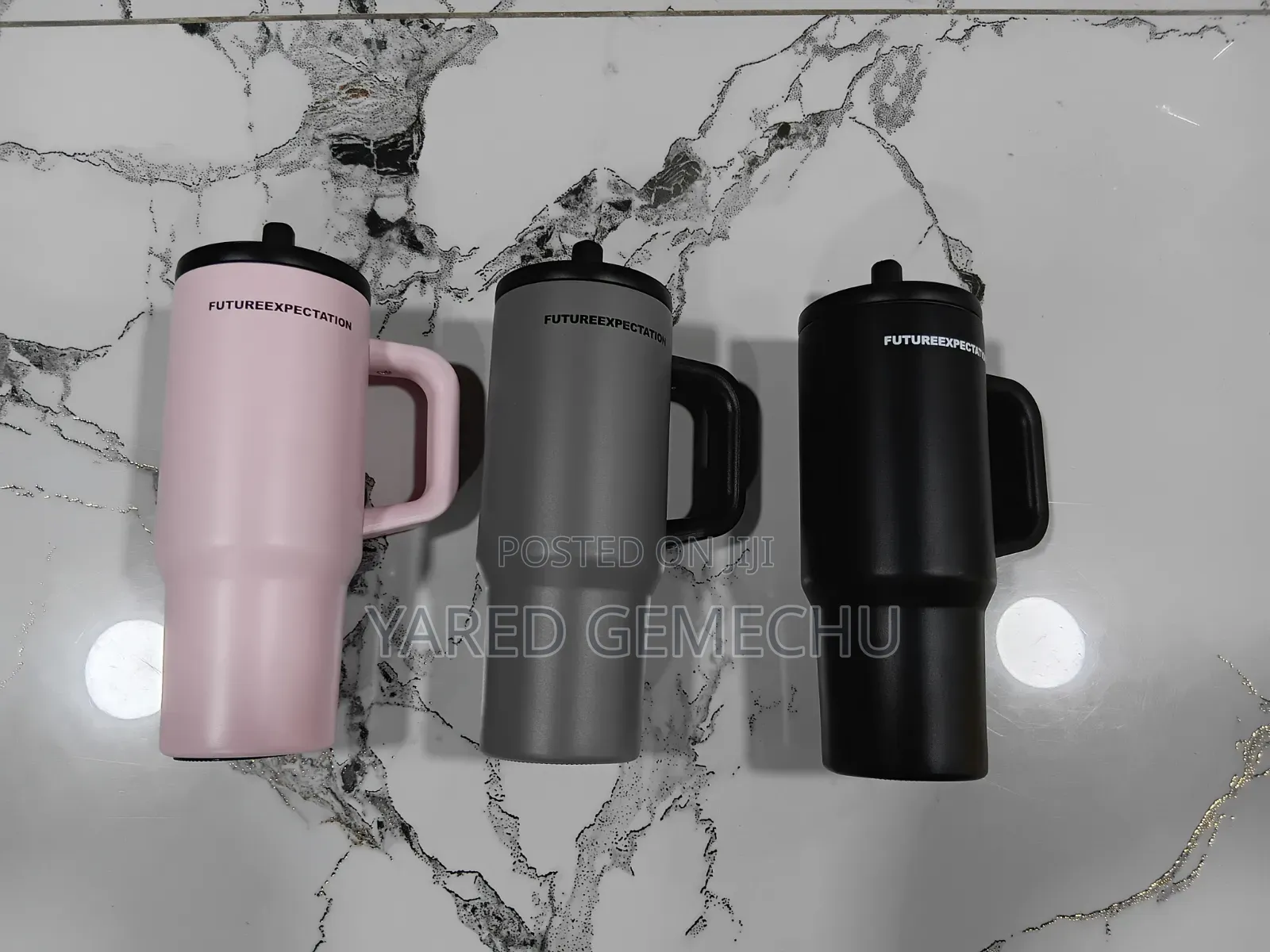 የዉሃ ኮዳ(Stanley Water Bottle)