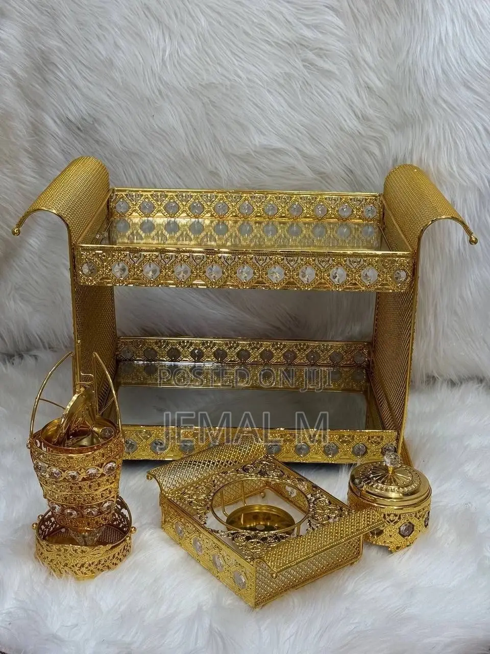 Modern Saudi Rekebot