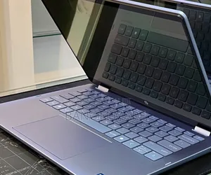 New Laptop HP OmniBook 5 Flip 16GB Intel Core 7 SSD 512GB