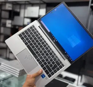 New Laptop HP ProBook 440 G10 8GB Intel Core i3 SSD 256GB