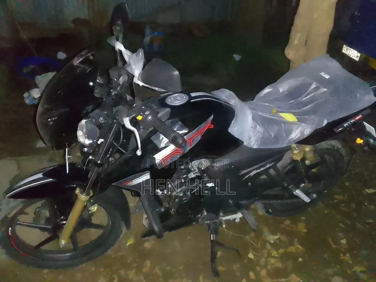New TVS Apache 180 RTR 2025 Black