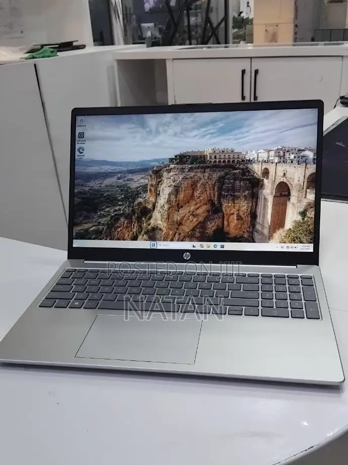 New Laptop HP Stream Notebook 16GB Intel Core i7 SSD 1T