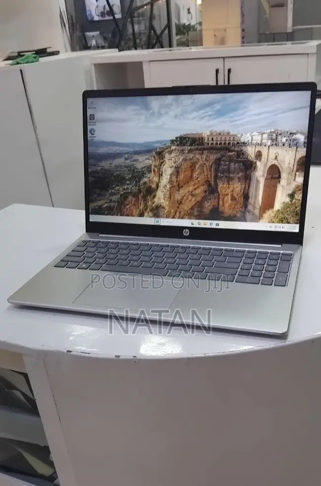 New Laptop HP Stream Notebook 16GB Intel Core i7 SSD 1T