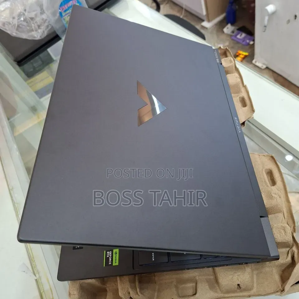 New Laptop HP Victus 15 16GB Intel Core i5 SSD 512GB