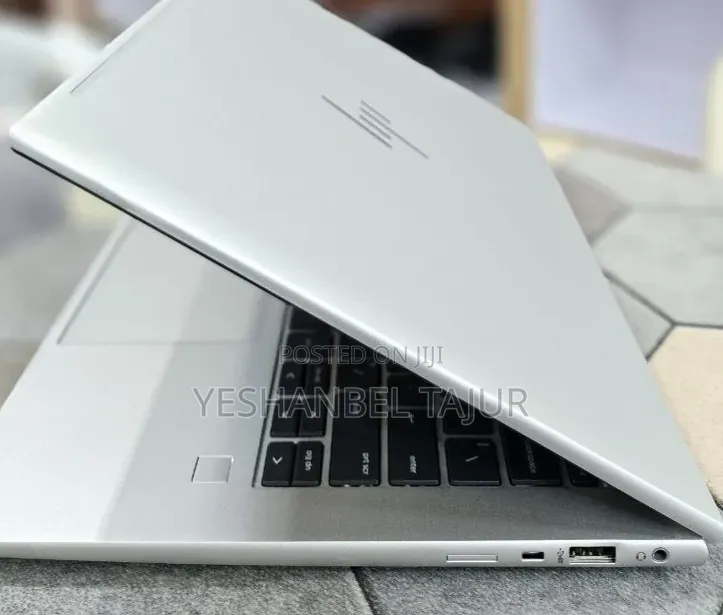 New Laptop HP EliteBook 840 G9 16GB Intel Core i5 SSD 512GB