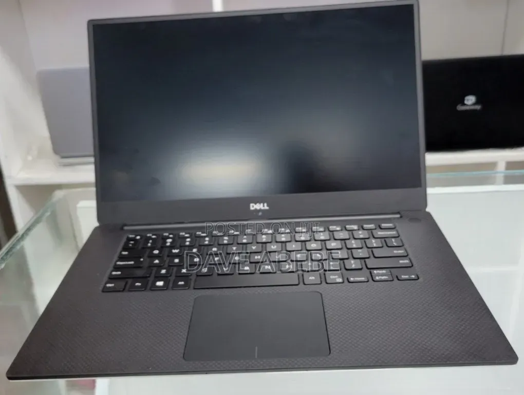 New Laptop Dell Precision 5530 16GB Intel Core i7 SSD 512GB