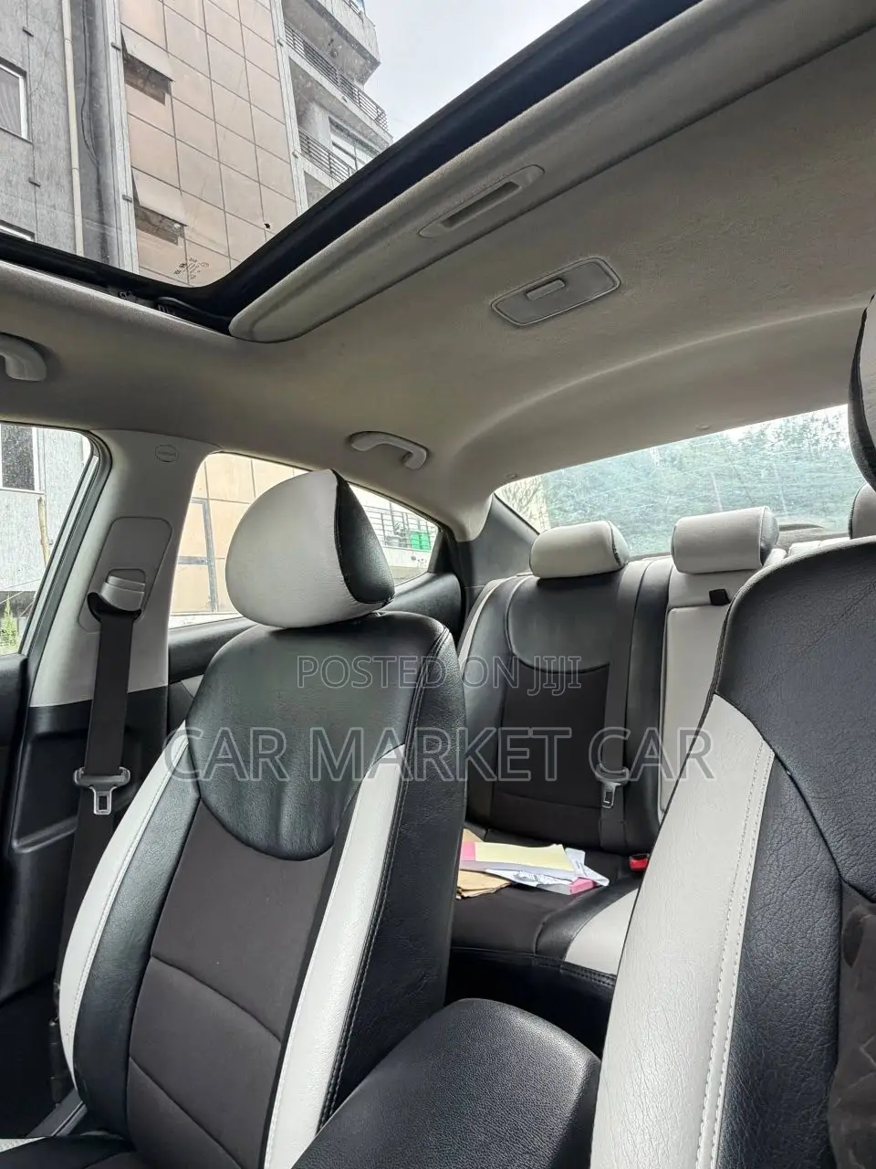Hyundai Elantra SE 4dr Sedan (1.8L 4cyl 6A) 2015 Gray