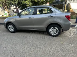 Suzuki Dzire 2022 Silver