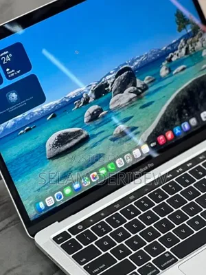 New Laptop Apple MacBook Pro 2022 M2 8GB Apple M2 SSD 512GB