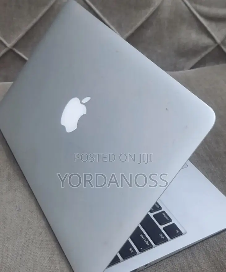 New Laptop Apple MacBook Air 2015 4GB Intel Core i5 SSD 512GB