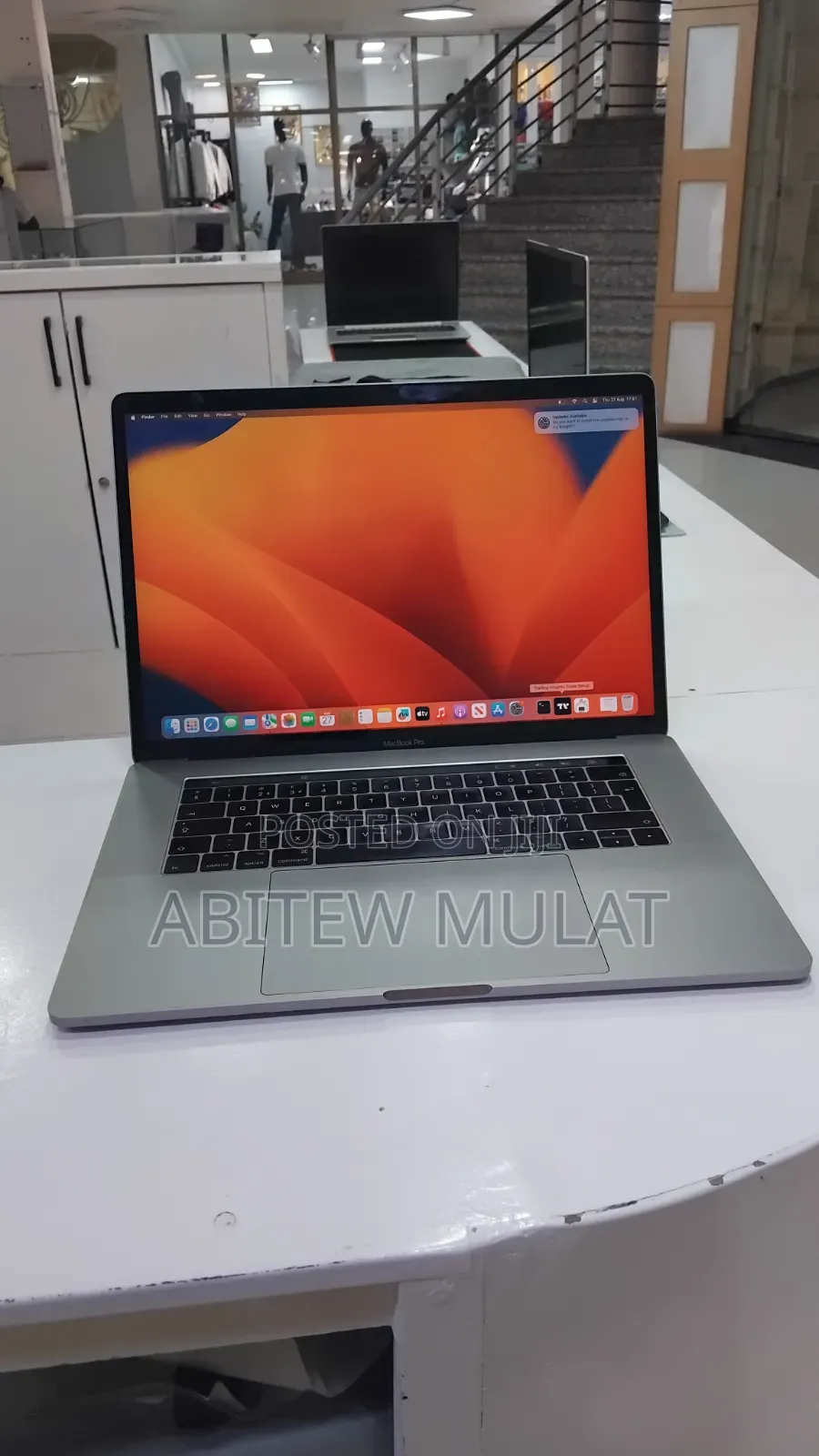 New Laptop Apple MacBook 2017 16GB Intel Core i7 SSD 512GB