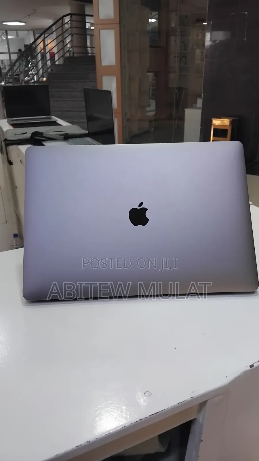 New Laptop Apple MacBook 2017 16GB Intel Core i7 SSD 512GB