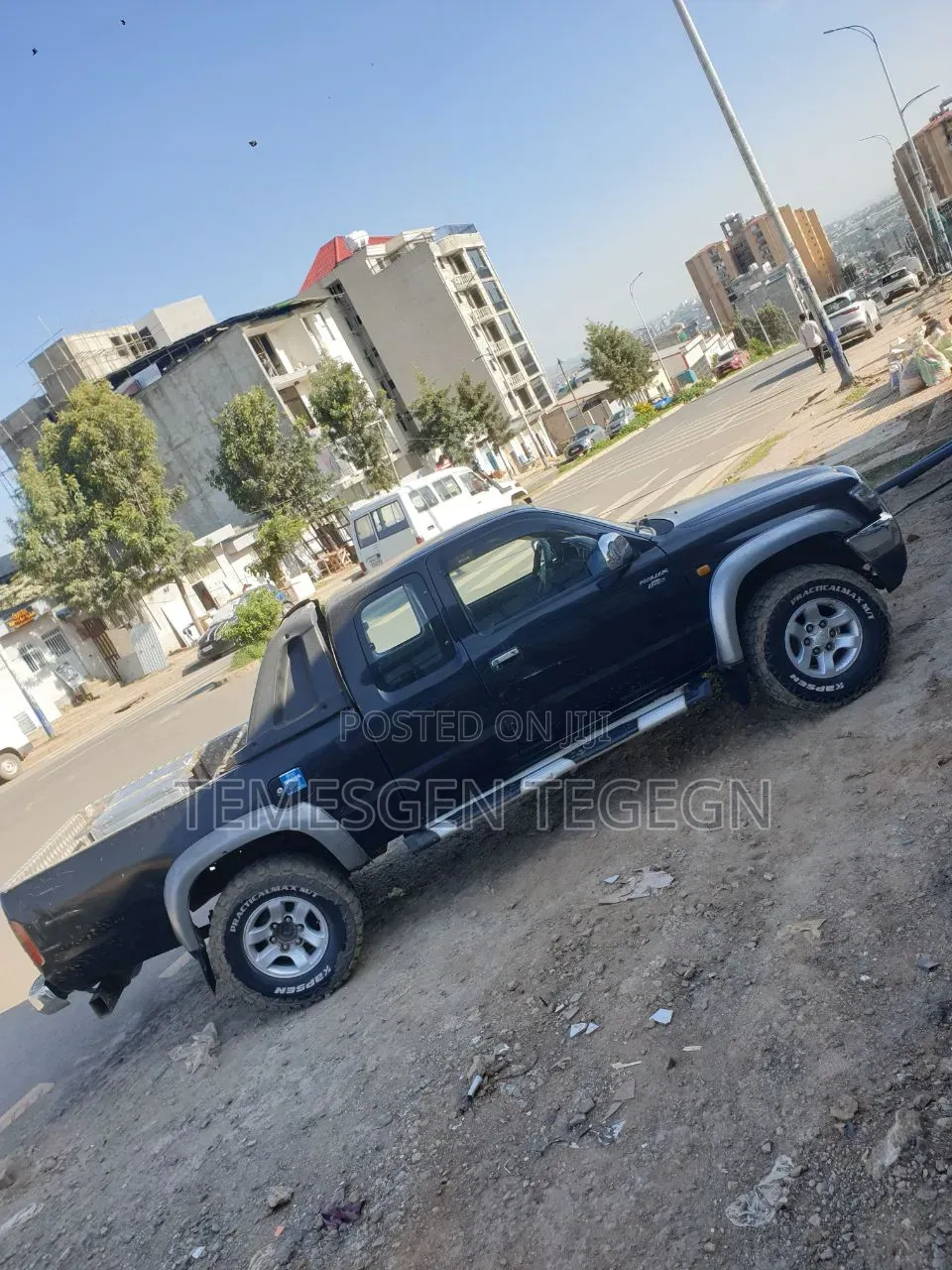 Toyota Hilux 2003 Black