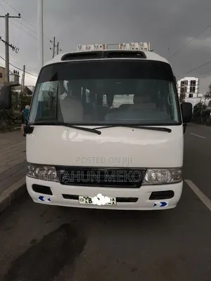 Toyota Land Cruiser 2011 White