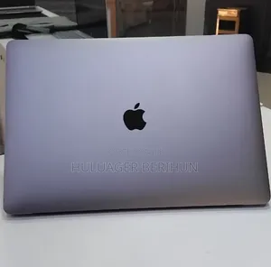 New Laptop Apple MacBook Pro 2017 16GB Intel Core i7 SSD 512GB
