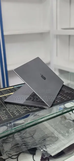 New Laptop Apple MacBook Pro 2021 M1 Max 64GB Apple M1 Max SSD 1T