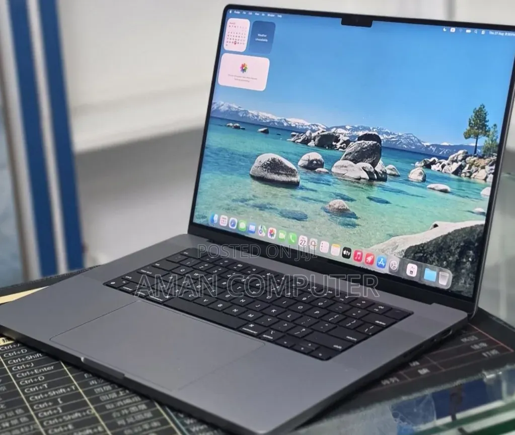 New Laptop Apple MacBook Pro 2021 M1 Max 64GB Apple M1 Max SSD 1T