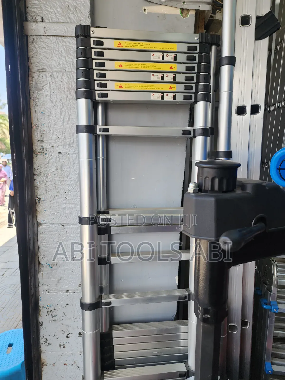 Telescopic Extension Ladder