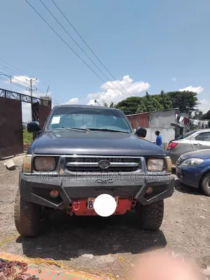 Toyota Hilux 1999 Black