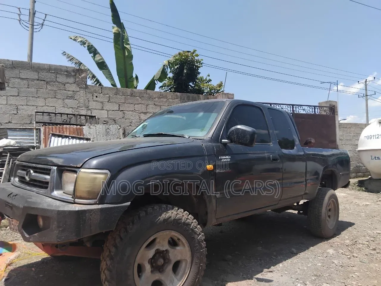 Toyota Hilux 1999 Black