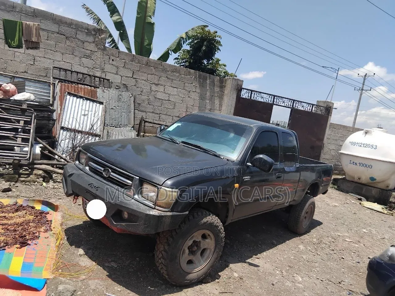 Toyota Hilux 1999 Black