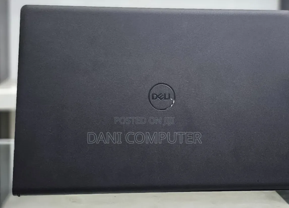 New Laptop Dell Inspiron 15 16GB Intel Core i7 SSD 512GB