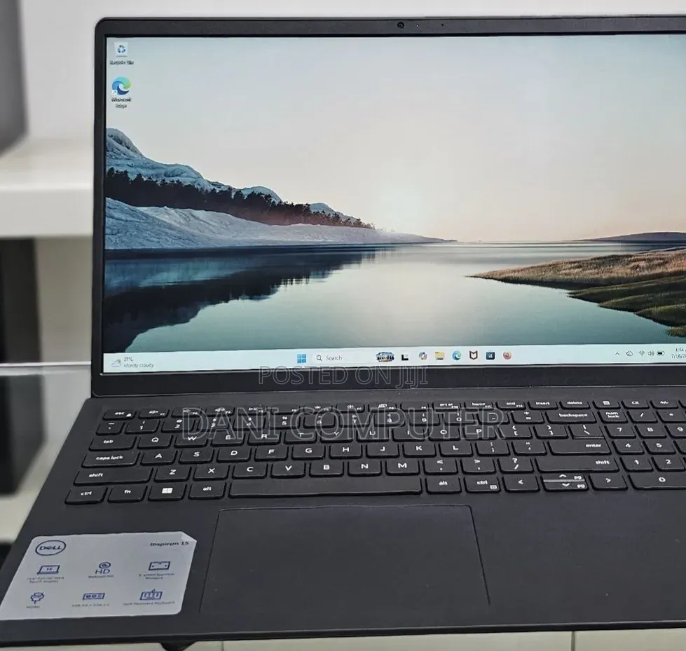New Laptop Dell Inspiron 15 16GB Intel Core i7 SSD 512GB