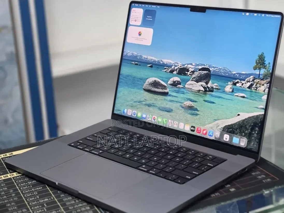 New Laptop Apple MacBook Pro 2021 M1 64GB Apple M1 Pro SSD 1T