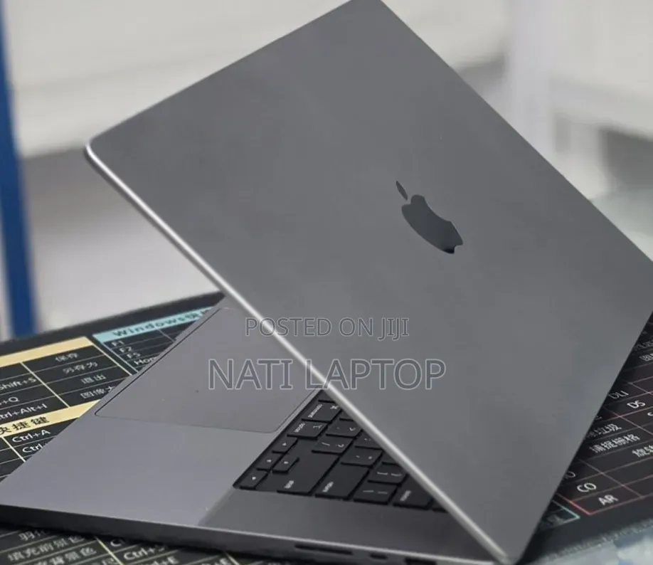 New Laptop Apple MacBook Pro 2021 M1 64GB Apple M1 Pro SSD 1T