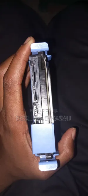 Hard Disk Drive (HDD)
